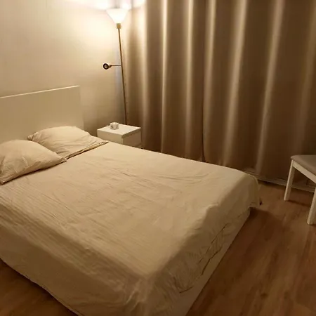 Appartamento Cosy Place, Private Parking, 26 Min To Paris Plaisir